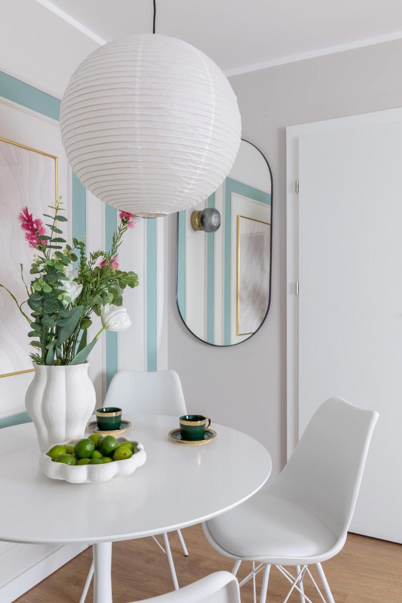 בוקרשט Holt - Sublime Minty Green 1Br On The Park מראה חיצוני תמונה